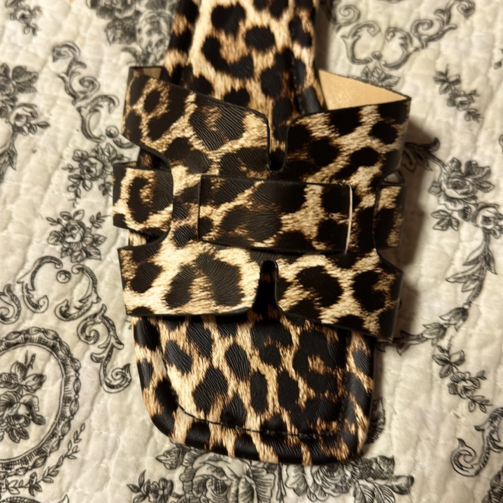 Leopard Slides. - Picture 4 of 5